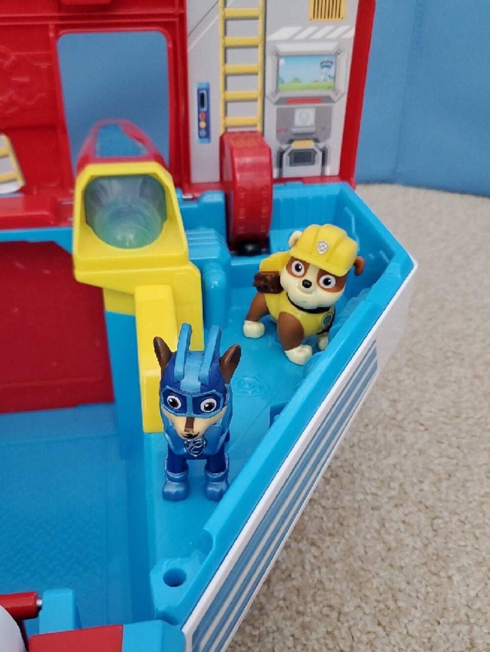 Paw Patrol Sky Rescue Jet & Helicopter Playset - Red & Blue - Picture 12 of 16